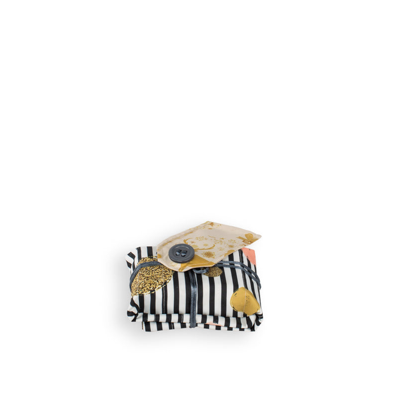 Wrag Wrap Reusable Reversible Crackle Wrap: Stag & Stripes